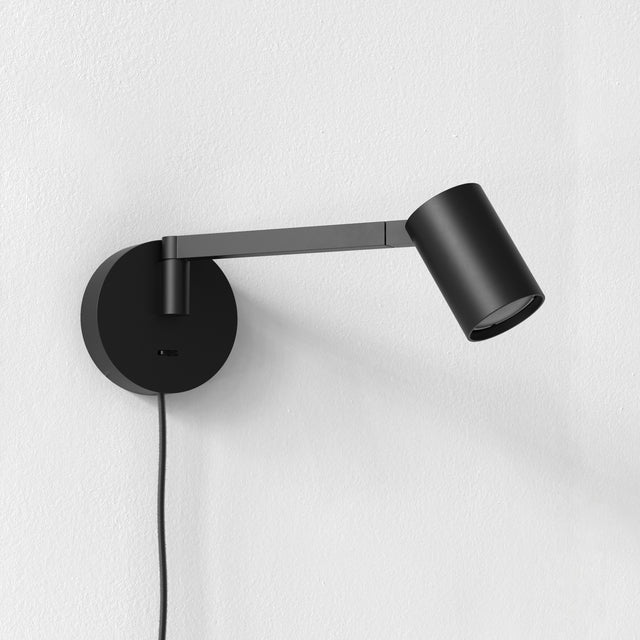 Ascoli Swing Plug In