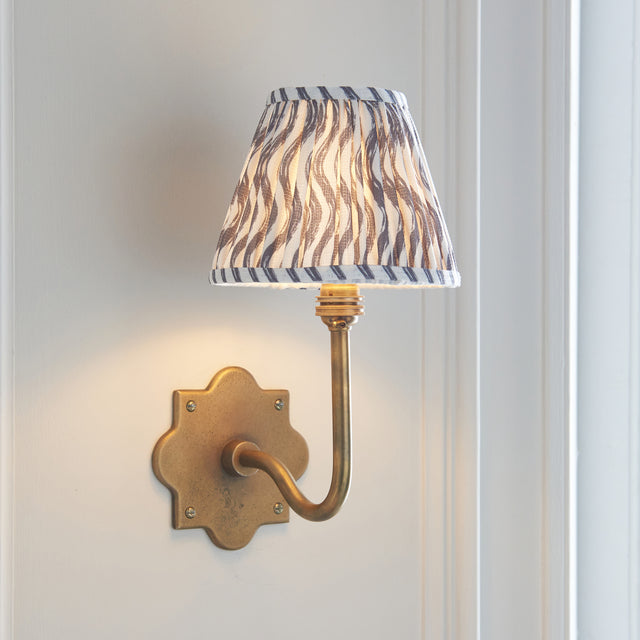 Anvil Swan & Ripple 16cm Wall