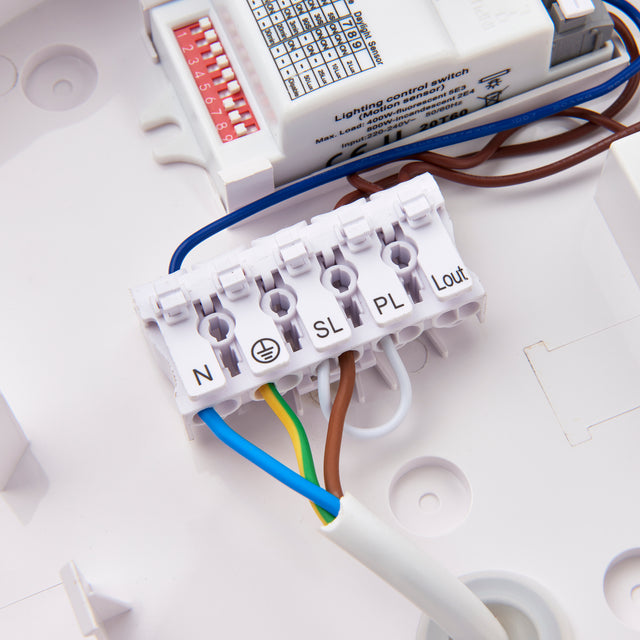 Saxby HeroULTRA CCT Tri Wattage Bulkhead Microwave