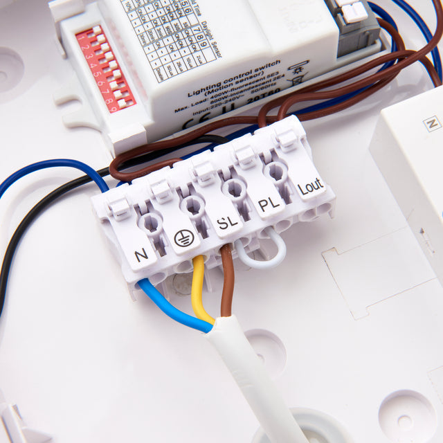 Saxby HeroULTRA CCT Tri Wattage Bulkhead Microwave Emergency