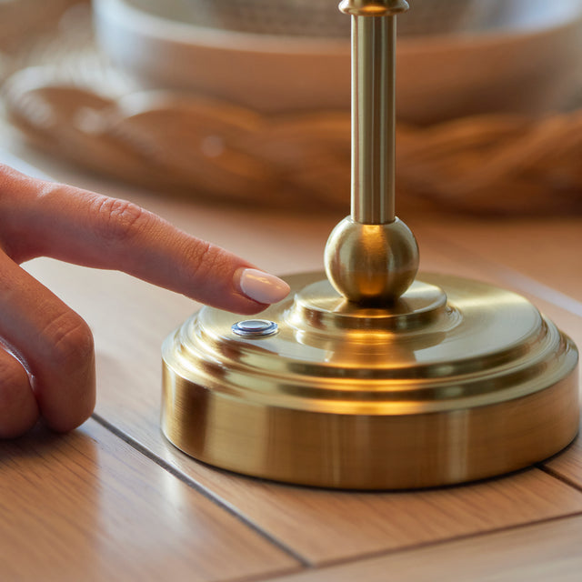 Burley Rechargeable & Ivy 16cm Table