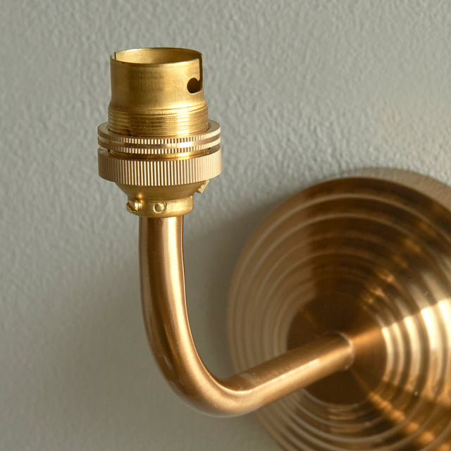 Obelisk Arc Wall Fitting