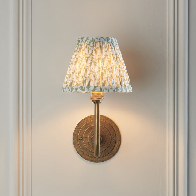 Halo Swan & Leaf 16cm Wall
