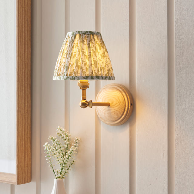 Wood Wing & Leaf 16cm Wall