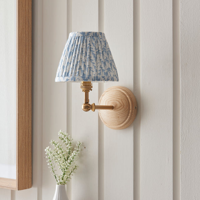 Wood Wing & Leaf 16cm Wall