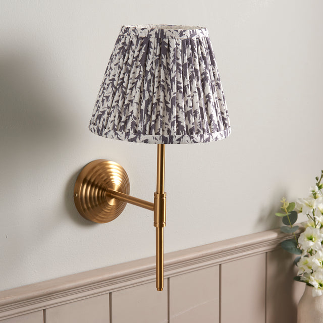 Obelisk T Bar & Leaf 20cm Wall