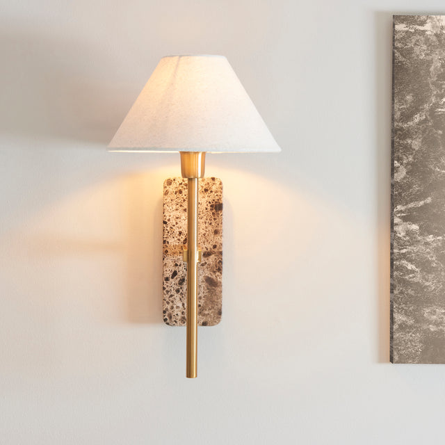 Faro Wall
