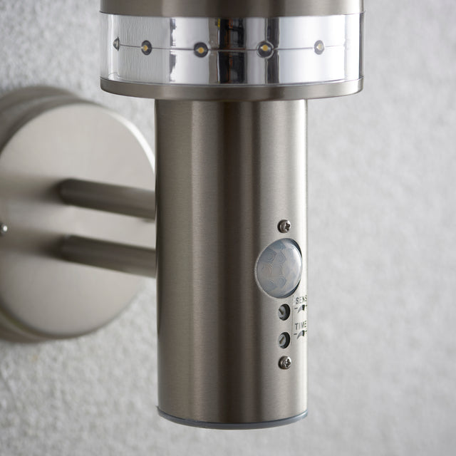 Pagoda PIR 1lt wall IP44 9.2W & 0.05W