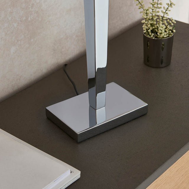 Moreto Table