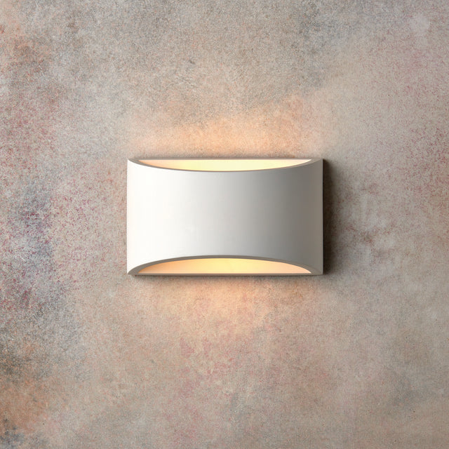 Toko 1lt 200mm wall 3W warm white