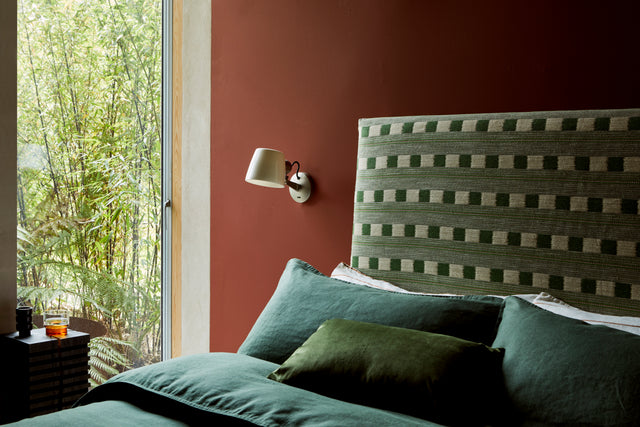 Imari Adjustable Wall