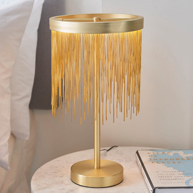 Zelma Table