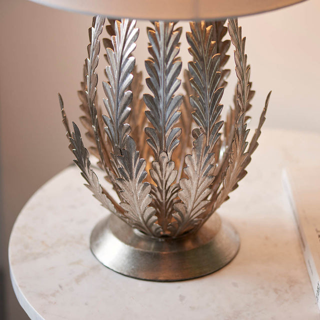 Delphine Table