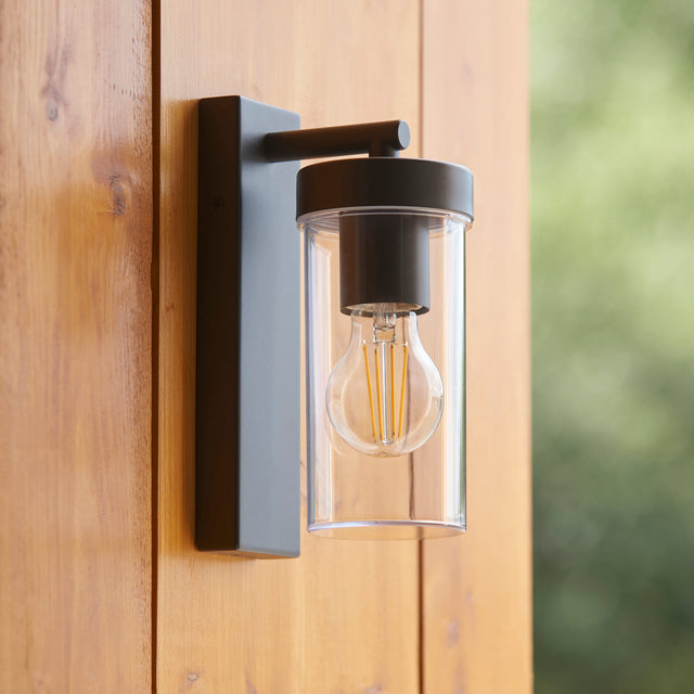 Hayden wall IP44 15W