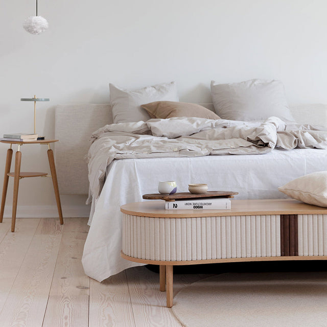 Audacious | tv bench