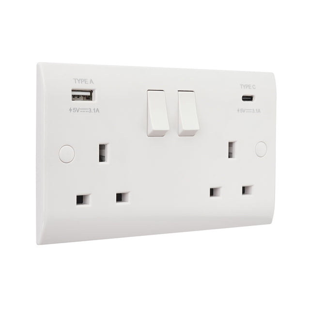 13A 2G DP Switched Socket with 15.5W USB A+C