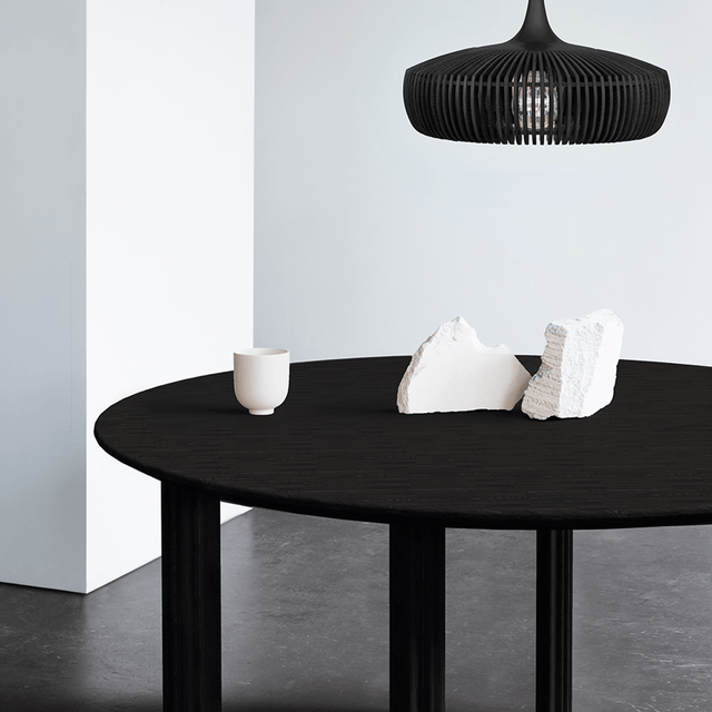 Comfort Circle | dining table
