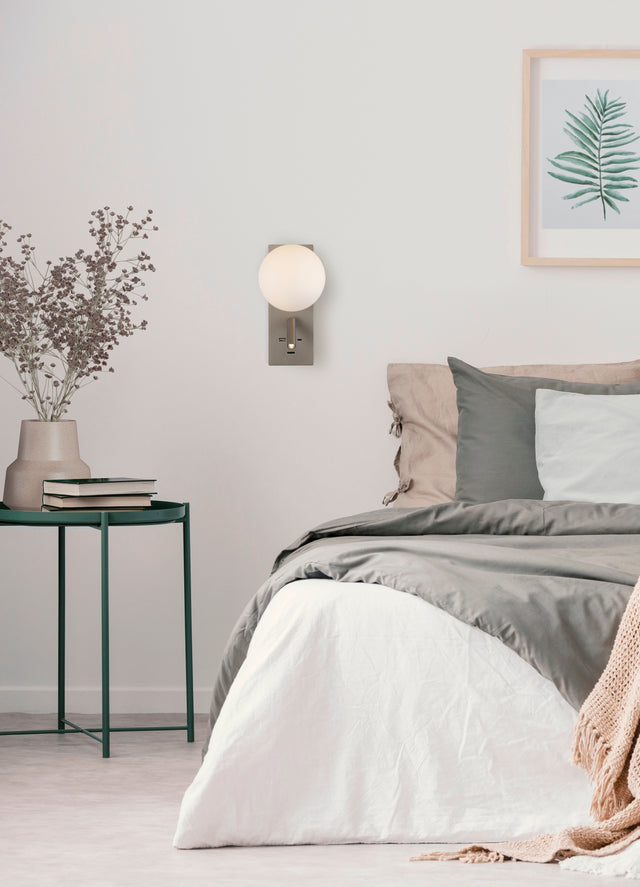 Kin Wall Lamp