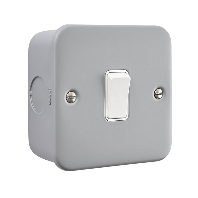 10AX 1G Intermediate Switch