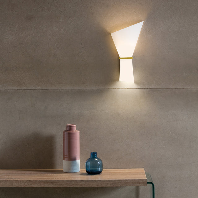 Perla Wall Lamp