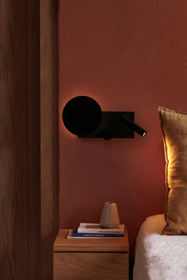 KLEE wall lamp with reader