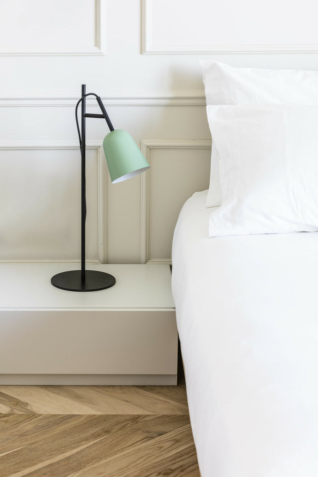 STUDIO table lamp