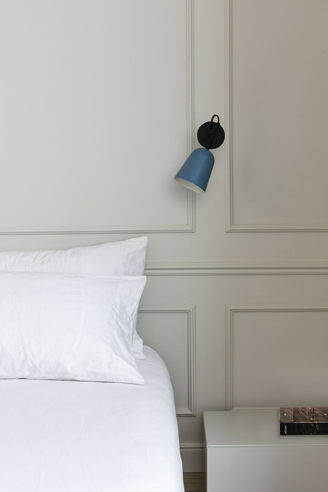 STUDIO wall lamp blue