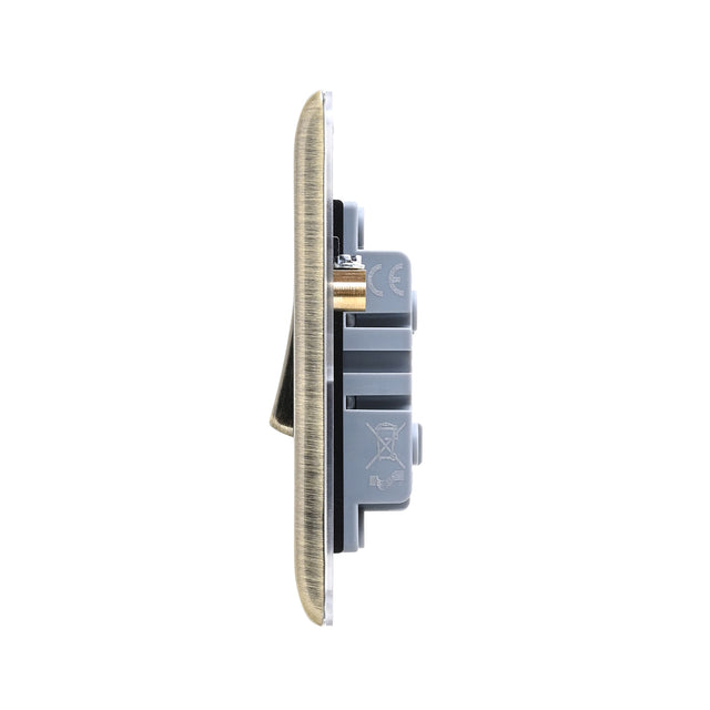 10AX 2G 2-Way Switch