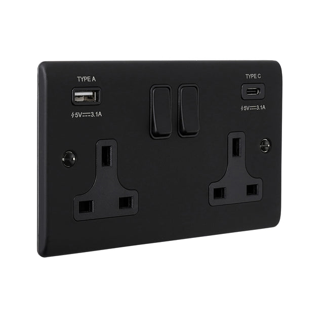 13A 2G DP Switched Socket with 15.5W USB A+C