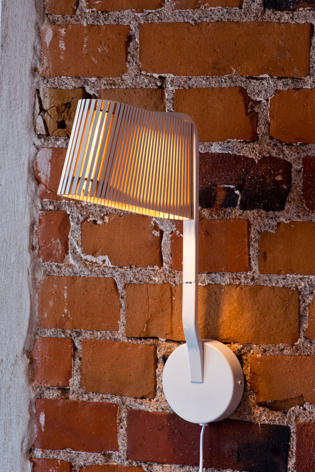 Owalo Wall lamp with cable