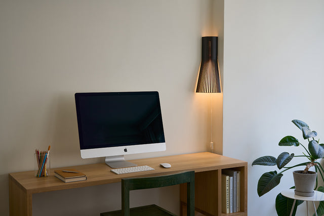 Secto small Corner lamp
