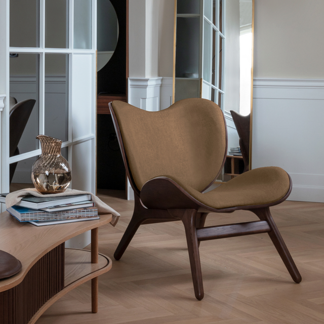 A Conversation Piece Low | lounge chair