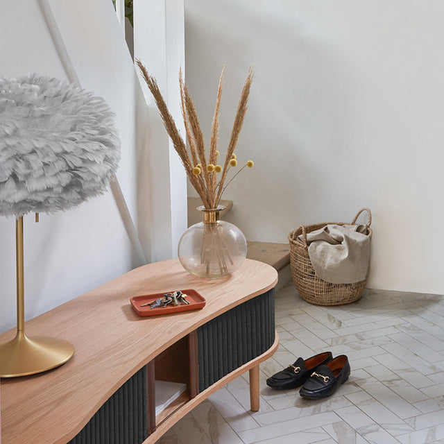 Audacious | tv bench