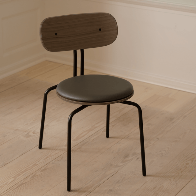 Curious | dining chair