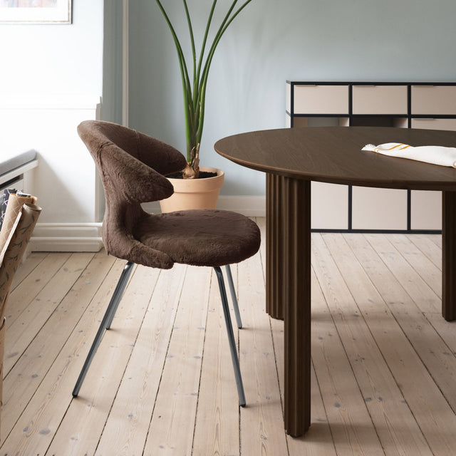 Comfort Circle | dining table
