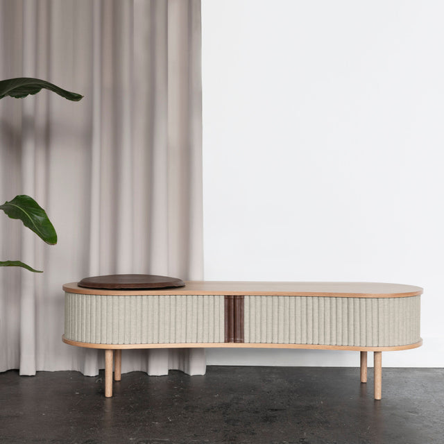 Audacious | tv bench