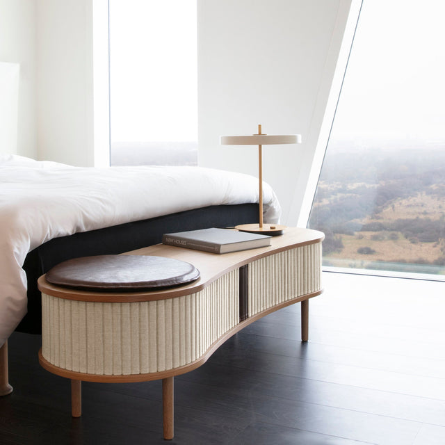 Audacious | tv bench