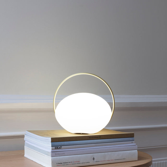 Orbit | wireless lamp