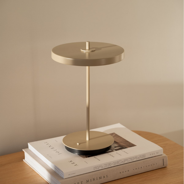 Asteria Move Monochrome | portable lamp