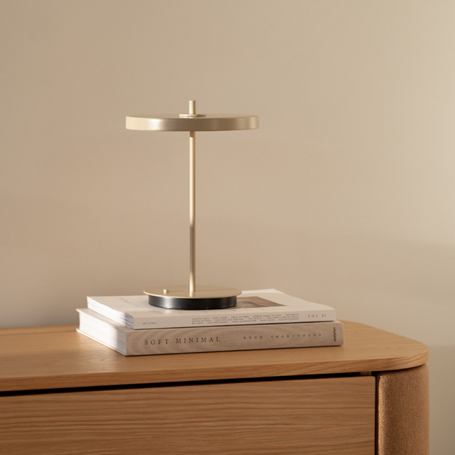 Asteria Move Monochrome | portable lamp