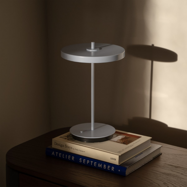 Asteria Move Monochrome | portable lamp