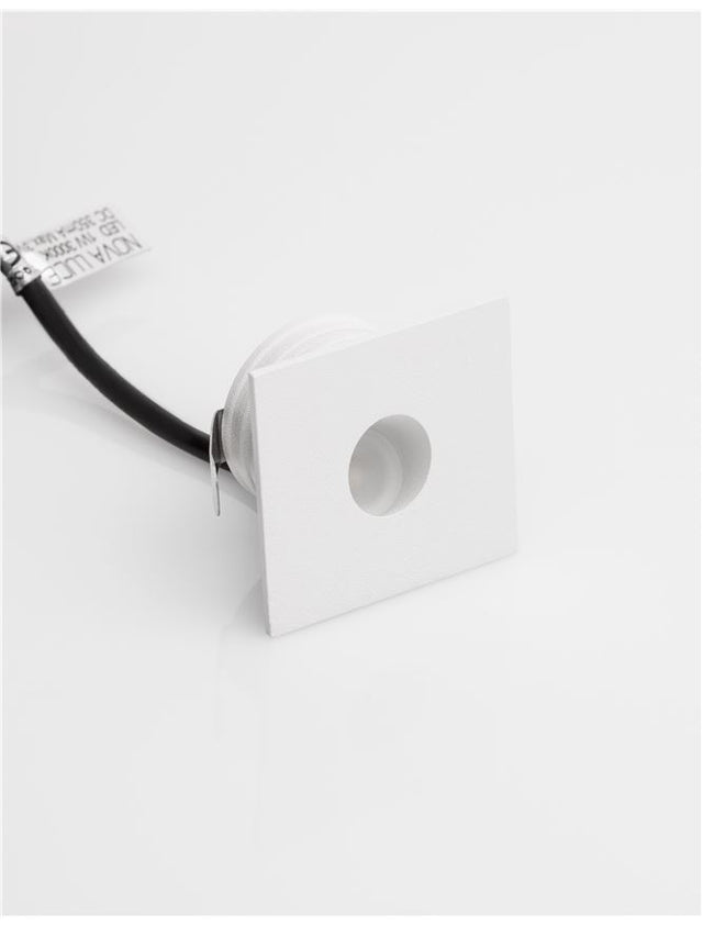 PASSAGIO White Aluminium LED 1 Watt 41,36Lm 3000K 3 Volt 50Hz IP54 L: 3.9 W: 2.2 H: 3.9 cm Cut Out: 3.4 cm Cable Lenght 1.80m Connect it with driver 9020170