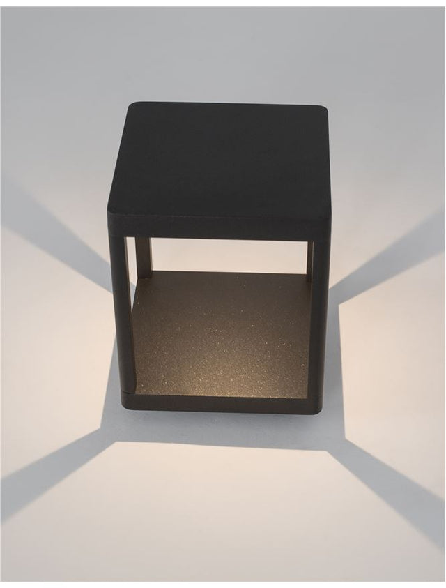 SURF Anthracite Die-Casting Aluminium LED 10 Watt 493Lm 3000K CRI>80 200-240 Volt 50Hz Beam Angle 108° IP65 L: 18 W: 18 H: 23 cm