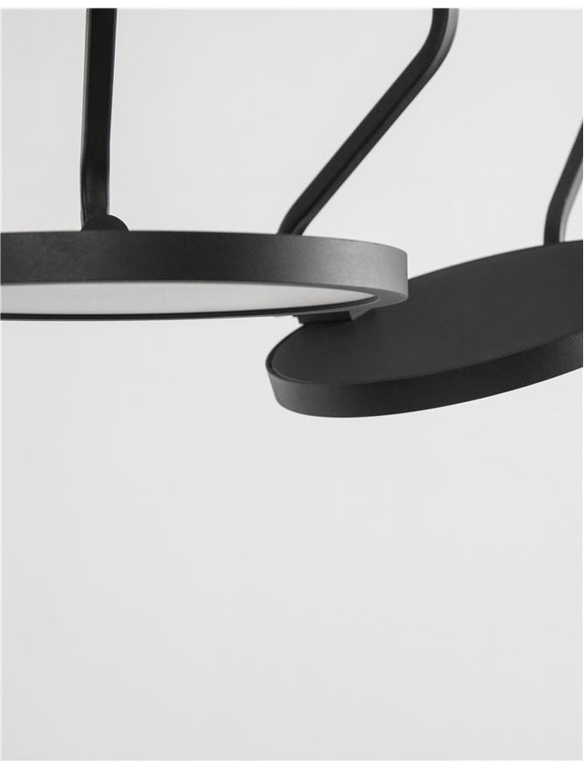 LUCCELO Sandy Black Aluminium
& Acrylic
LED 30 Watt 230 Volt
1500Lm 3000K IP20
Cable Length: 390 cm
L: 16 W: 16 H: 400 cm Adjustable Height, Rotating & Adjustable