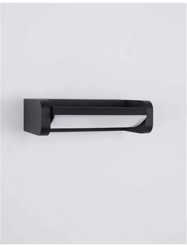 VOLVER Black Die-Casting Aluminium Acrylic Diffuser LED 6 Watt 480Lm 3000K CRI>80 220-240 Volt Beam Angle 150° IP54 L: 20 W: 11 H: 6 cm