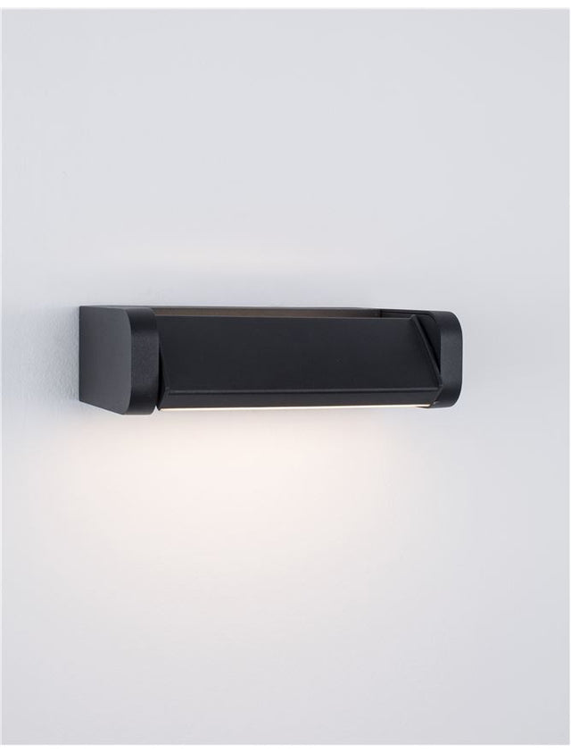 VOLVER Black Die-Casting Aluminium Acrylic Diffuser LED 6 Watt 480Lm 3000K CRI>80 220-240 Volt Beam Angle 150° IP54 L: 20 W: 11 H: 6 cm