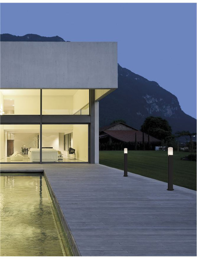 PYRO Dark Gray Aluminium White Acrylic LED E27 1x12 Watt 220-240 Volt IP54
Bulb Excluded D: 10 H: 60 cm
