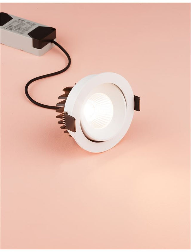 BLADE White Aluminium LED 12 Watt 720Lm 3000K Beam 38o IP65 D: 9 H: 4.7 cm