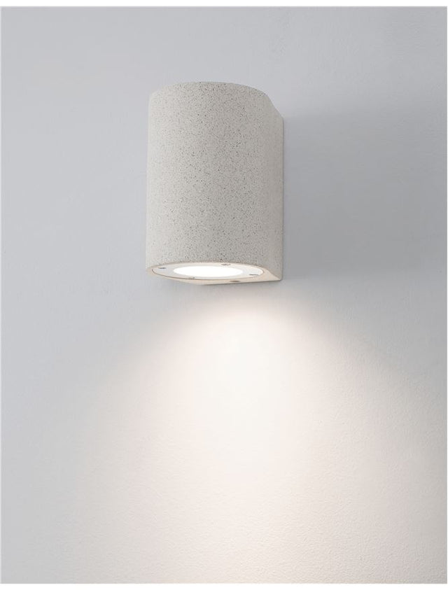 LIDO White Sandstone Glass Diffuser LED GU10 1x7 Watt IP65 100-240 Volt Bulb Excluded
Light Down D: 8.6 W: 10 H: 12 cm