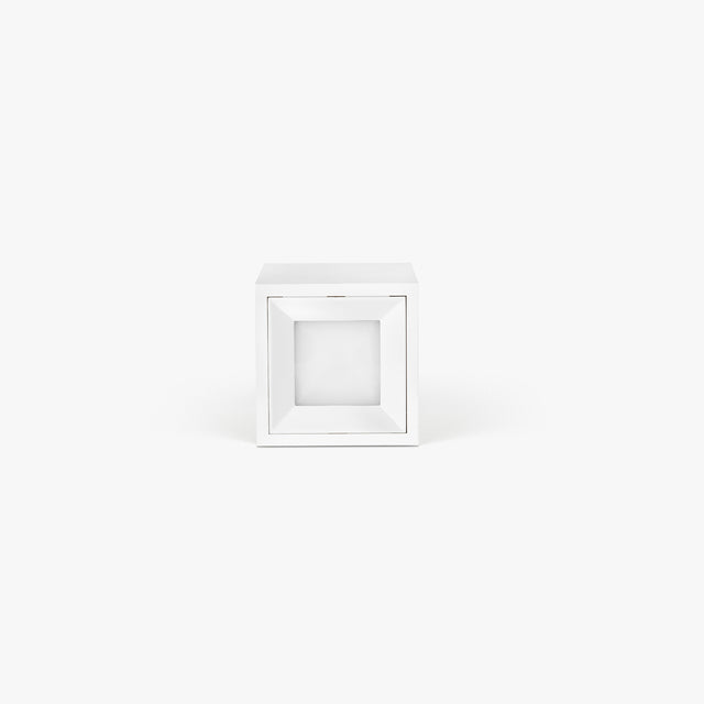 PODIUM Surface housing